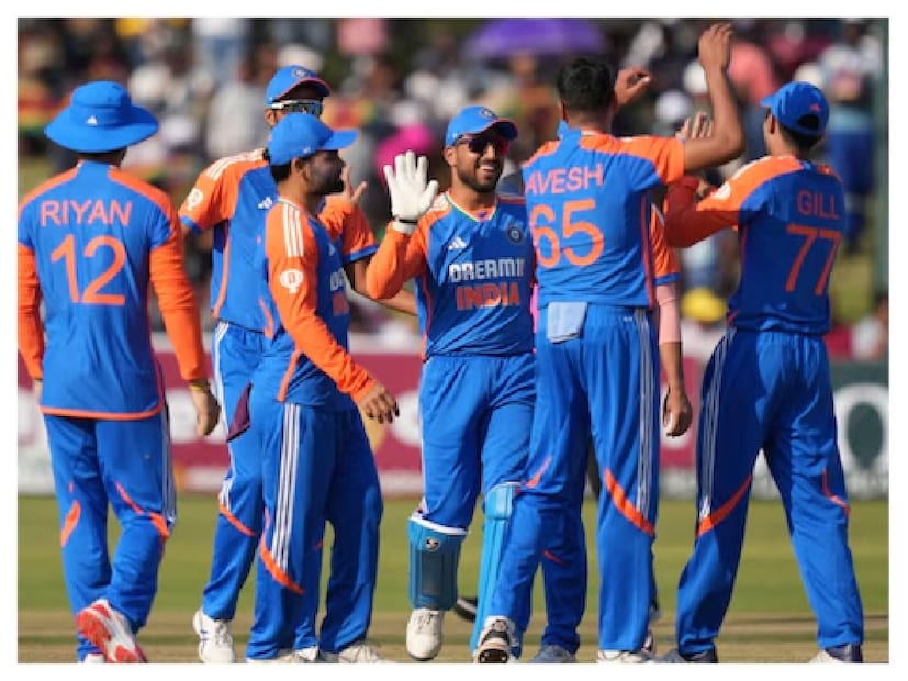 এক ঝলকে দেখে নিন চতুর্থ টি-২০ ম্যাচে ভারতের সম্ভাব্য একাদশ: শুভমান গিল (অধিনায়ক), যশস্বী জয়সওয়াল, অভিষেক শর্মা, ঋতুরাজ গায়কোয়াড়, শিবম দুবে / রিয়ান দুবে, সঞ্জু স্যামসন (উইকেটকিপার), রিঙ্কু সিং, ওয়াশিংটন সুন্দর, রবি বিষ্ণোই, আবেশ খান, খালিল আহমেদ।