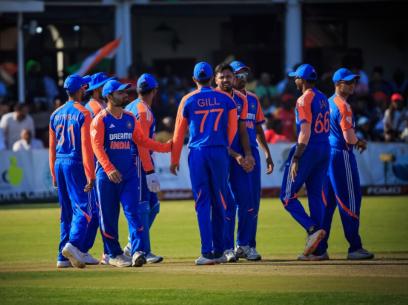 সেই ক্রিকেটারই জায়গা পেলেন না বাংলাদেশের বিরুদ্ধে ৩ ম্যাচের জন্য টি-২০ সিরিজের ঘোষিত দলে। তাঁর সুযোগ না পাওয়াকে অনেকেই রাজনীতির শিকার হিসেবেও দেখছে।