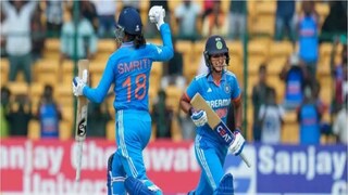 এশিয়া কাপের ফাইনালে ভারতীয় মহিলা ক্রিকেট দল 