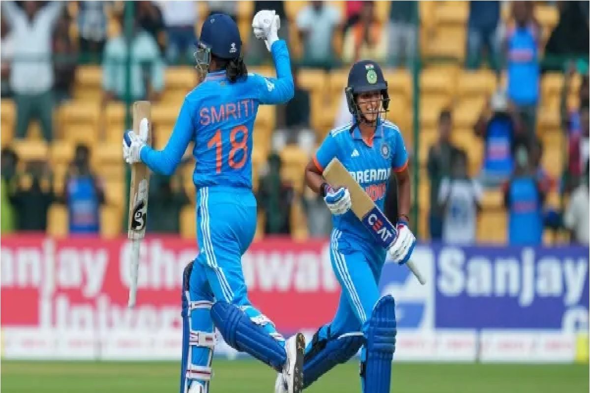 বাংলাদেশকে উড়িয়ে ফাইনালে ভারতের মেয়েরা,১০ উইকেটে মেগা জয় স্মৃতি-রেণুকারা বাংলাদেশকে উড়িয়ে ফাইনালে ভারতের মেয়েরা,১০ উইকেটে মেগা জয় স্মৃতি-রেণুকারা