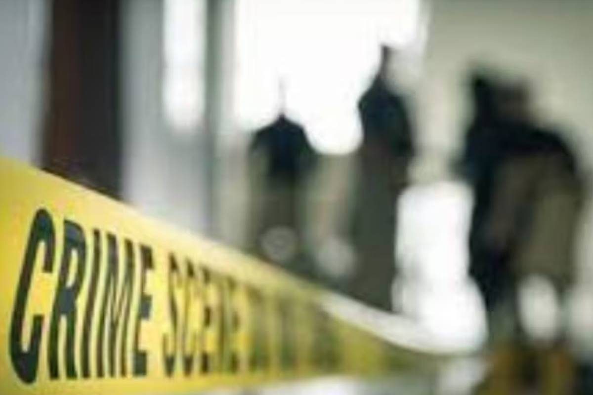 মহিলাদের খুন করে টিপ, লিপস্টিক রেখে দিত খুনি! উত্তর প্রদেশে জালে সিরিয়াল কিলার মহিলাদের খুন করে টিপ, লিপস্টিক রেখে দিত খুনি! উত্তর প্রদেশে জালে সিরিয়াল কিলার