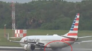 ন্ডিং গিয়ারের টায়ার ফেটে বিপত্তি, কালো ধোঁয়ায় ঢেকে ফেল চারপাশ, অল্পের জন্য রক্ষা পেল আমেরিকান এয়ারলাইন্সের বিমান