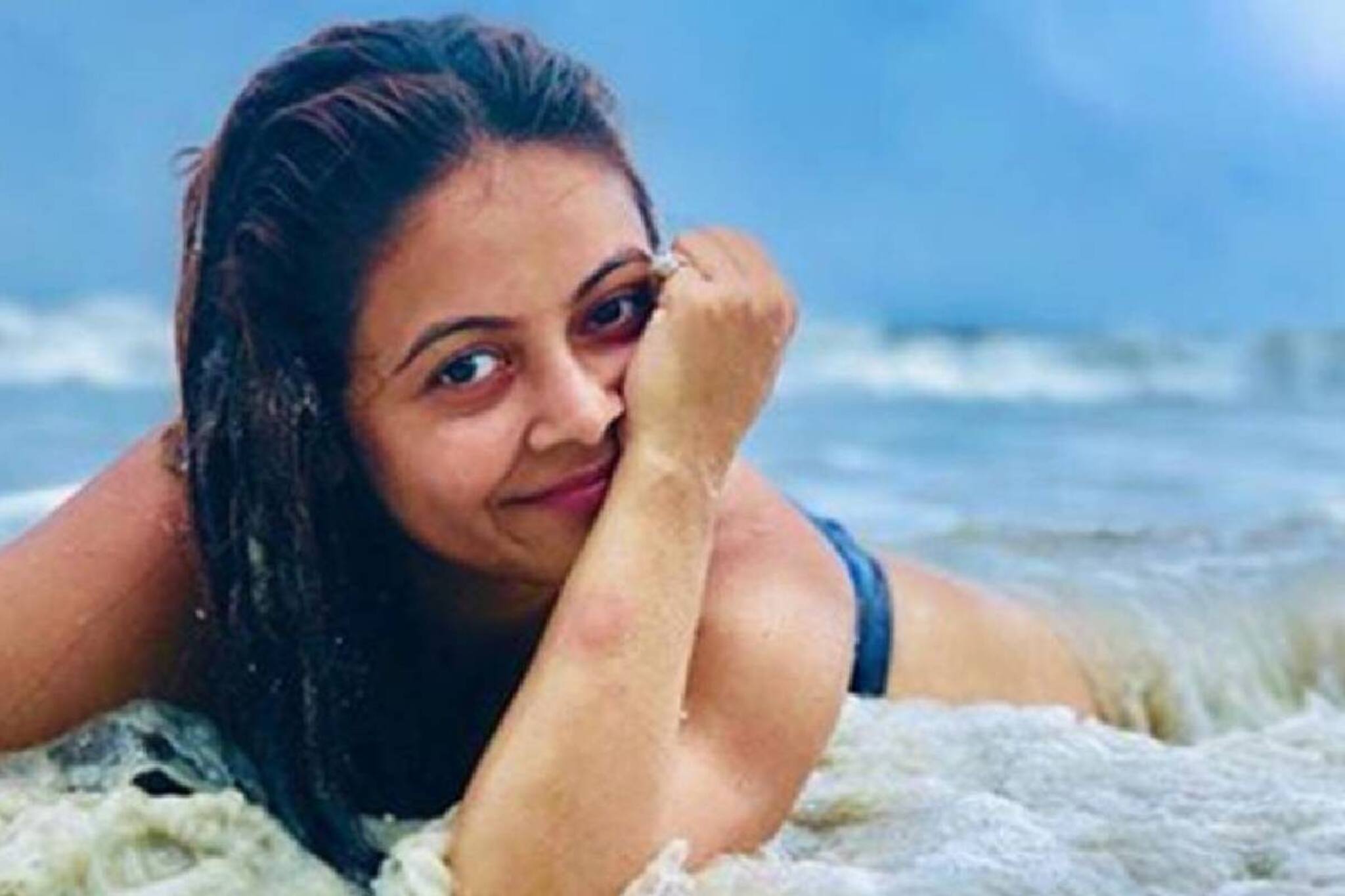 জল্পনা সত্যি হল, অন্তঃসত্ত্বা দেবলীনা! ১.৫ বছরের সংসারের পর মা হবেন ৩৮-এর নায়িকা