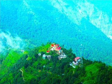 গ্রামের প্রতি কোনা থেকে কাঞ্চনজঙ্ঘা দর্শন! তিস্তার অপূর্ব দৃশ্য, পুজোয় ঘুরে আসুন