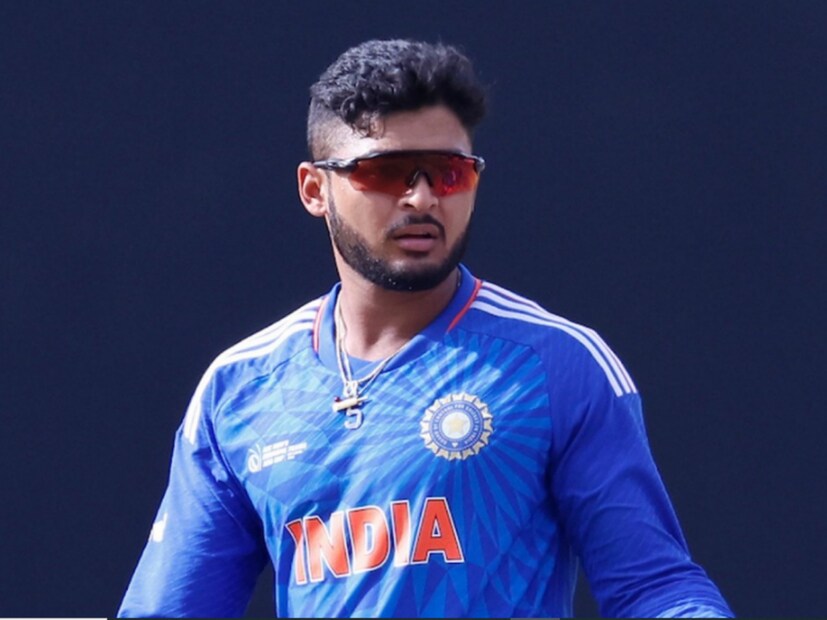 এবার রিয়ান পরাগ ঠিক একই কাণ্ড ঘটানোয় সোশ্যাল মিডিয়ায় জোর চর্চা শুরু হয়েছে। মজার ছলে ভুলে যাওয়ার গুণের জন্য ভারতের দ্বিতীয় রোহিত শর্মা বলছেন নেটিজেনদের একটা বড় অংশ।