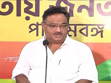 ভোট মিটতেই বিস্ফোরক বিজেপি নেতা শমীক ভট্টাচার্য