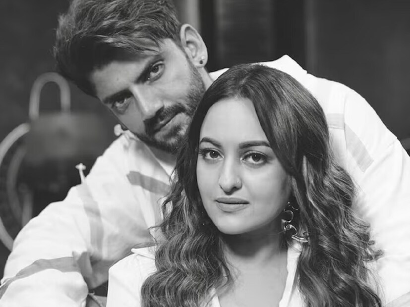 জাহির ইকবাল লেখেন, “হে ঈশ্বর আমায় প্রতারণা করা হয়েছে।” দ্বিতীয় মন্তব্যে তিনি লিখেছেন, “এতে কেউ অবাক হয়নি যে, তুমি সব সময় আমার আগে তৈরি হয়ে যাও। এটা তো প্রতারণা।” এর পাশাপাশি জাহির অবশ্য হাসির ইমোজিও শেয়ার করেছেন। আর জাহিরের এহেন মন্তব্যে ভক্তরাও মজাদার প্রতিক্রিয়া প্রকাশ করেছেন।