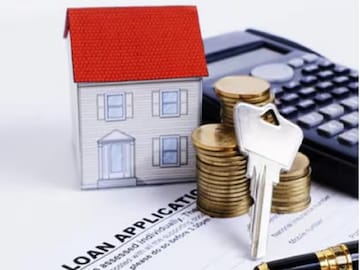 স্বপ্নের বাড়ি কেনার জন্য কী করবেন? (Representative image)