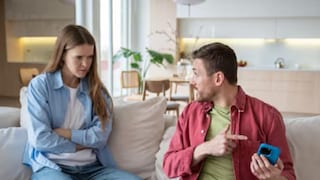 নিজের প্রাক্তন প্রেমিকের নামে সন্তানের নামকরণ করেছিলেন স্ত্রী, জানতেন না স্বামী; ছোটবেলার বন্ধুই করলেন আসল রহস্য ফাঁস