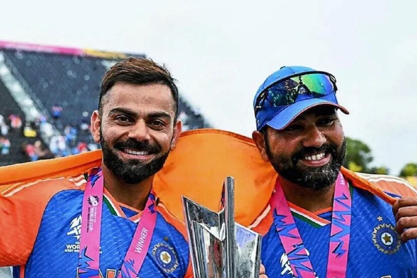এখানেই শেষ নয়, জয়ের কিছু পরেই স্ত্রী অনুষ্কাকে একটি ভিডিও কল করেছিলেন কিং কোহলি। সকলের সামনেই নিজের অনুভূতি প্রকাশ করেন এই তারকা। দেখা যায়, স্ত্রী এবং সন্তানদের ফ্লাইং কিস ছুড়ছেন বিরাট। এদিকে অনুষ্কার পাশাপাশি অমিতাভ বচ্চন, সলমন খান, প্রীতি জিন্টা, রাম চরণ, মহেশ বাবুর মতো তারকারাও ভারতীয় দলকে জয়ের শুভেচ্ছা জানিয়েছেন।