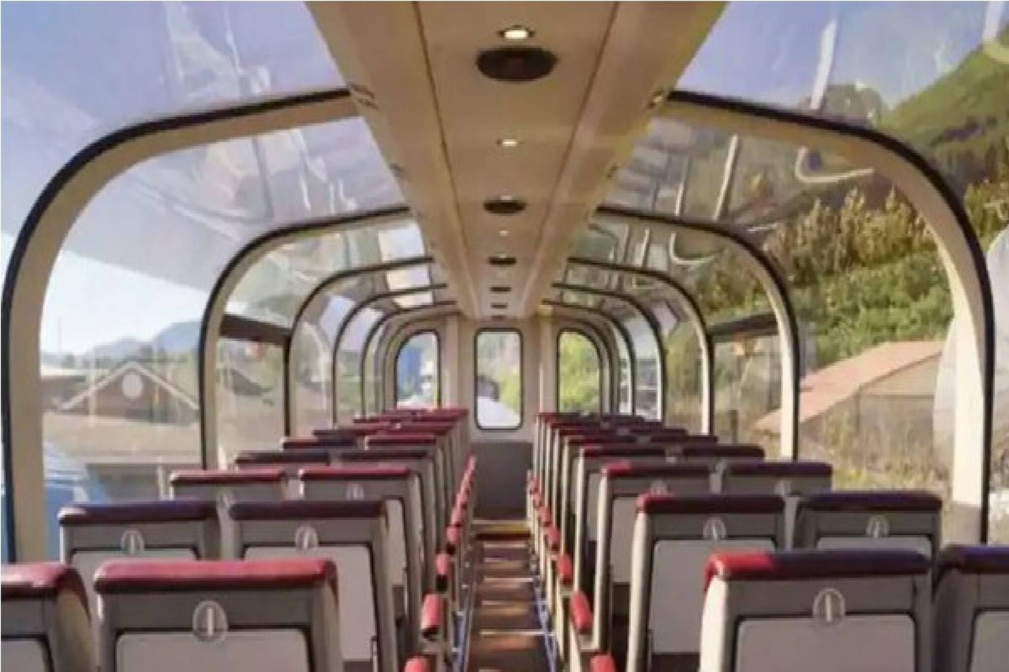 উত্তরবঙ্গে বেড়াতে যাচ্ছেন,শতাব্দীর নয়া ধামাকা ভিস্টাডোম কোচ,ভারতীয় রেলের চমক