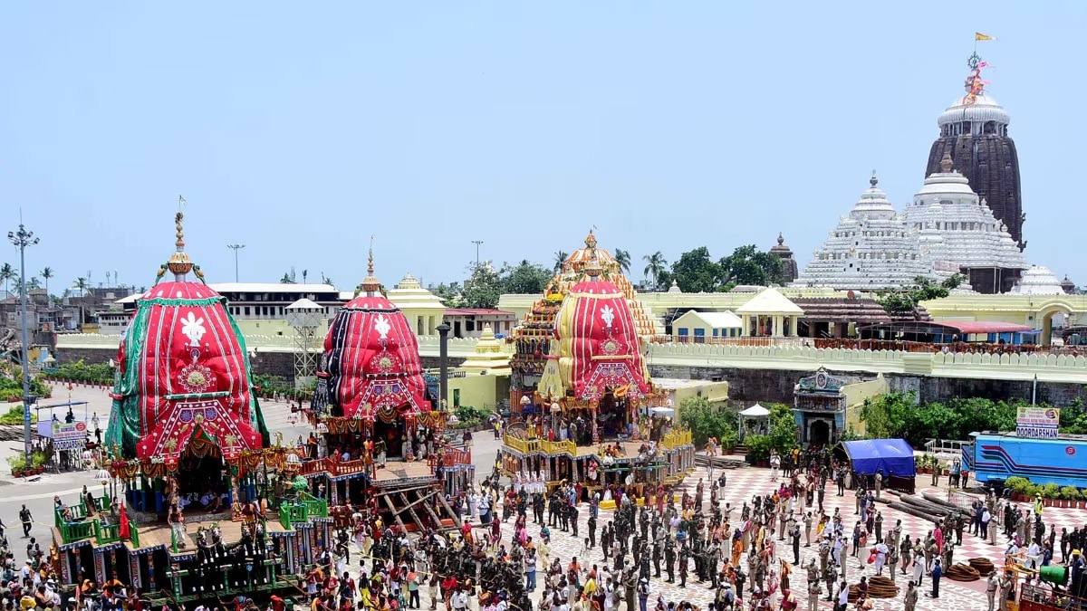 বিরল মহাজাগতিক অবস্থানের জন্যই এই বিরল রীতি পালিত ও অনুষ্ঠিত হবে৷