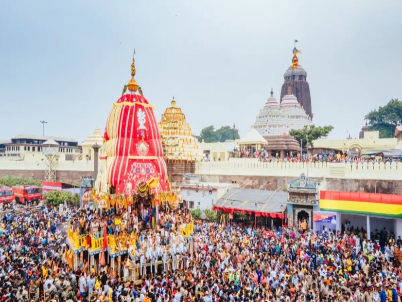 এই রীতি পালন করলে জীবনে অভাব, অনটন, দারিদ্র থাকবে না বলে বিশ্বাস করা হয়৷ 