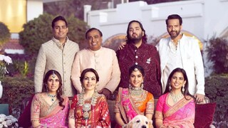 একসঙ্গে সমগ্র আম্বানি পরিবার