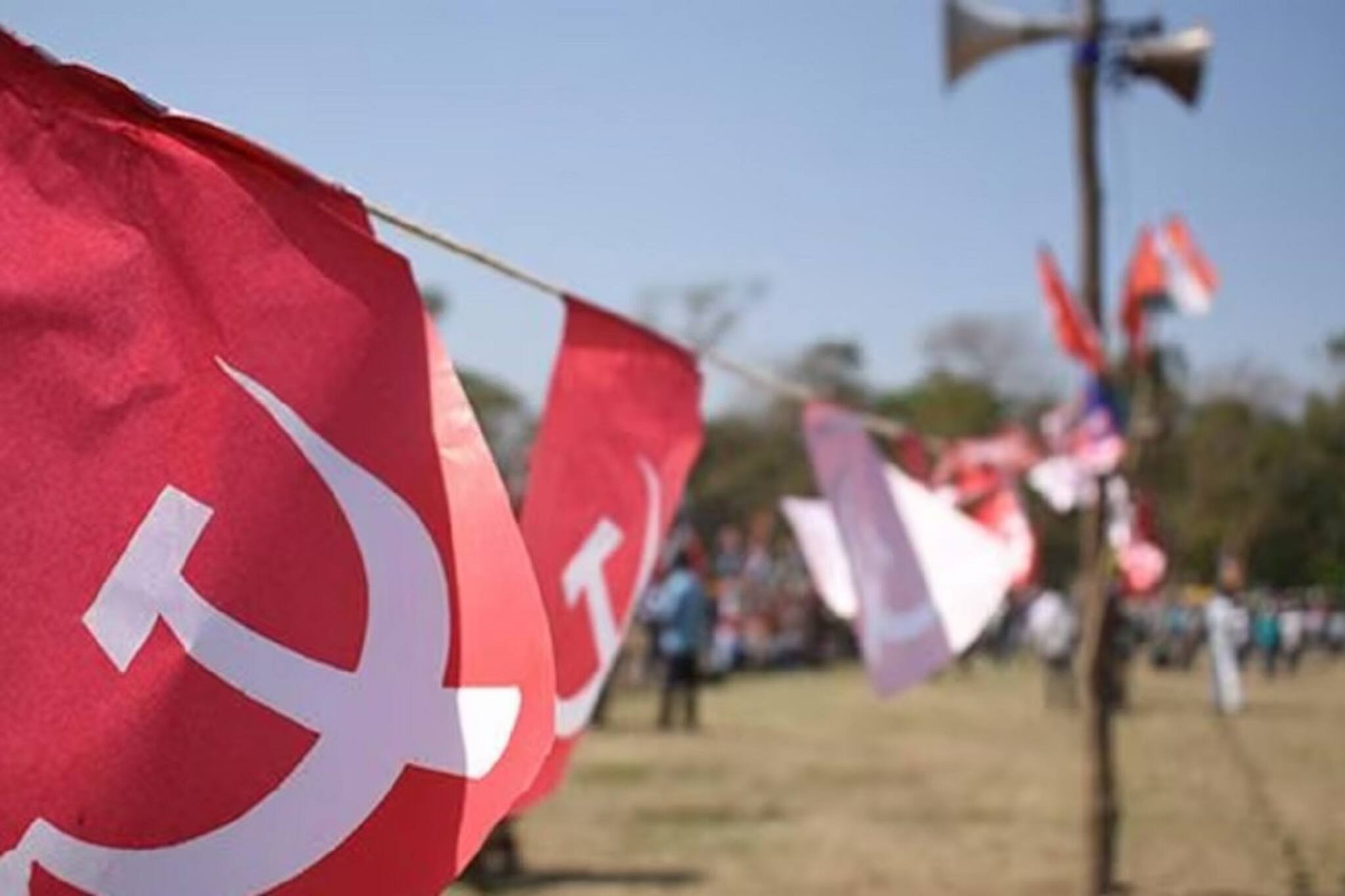 বিজেপির প্রতি নরম অবস্থান পার্টি লাইনের পরিপন্থী, নিচুতলাকে দুষে স্বীকার সিপিএমে