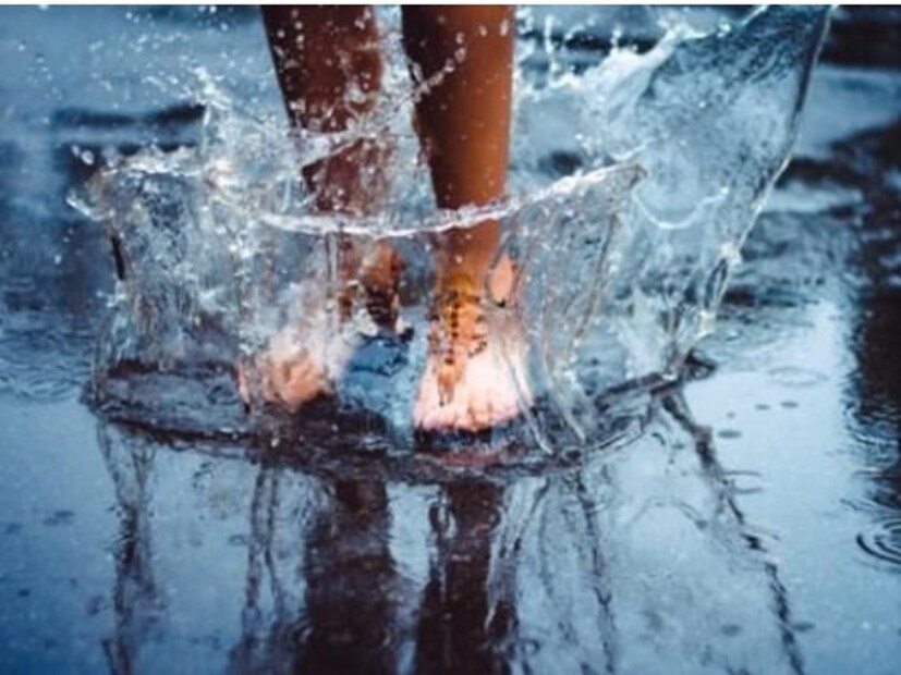 Do not neglect your feet in monsoon