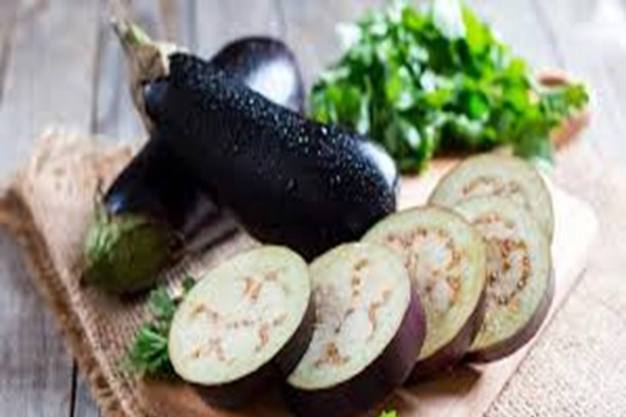 ব্লাড-সুগারে কি বেগুন খাওয়া যায়? বেগুন খেলে রক্তে চিনি বাড়ার ঝুঁকি কতটা?