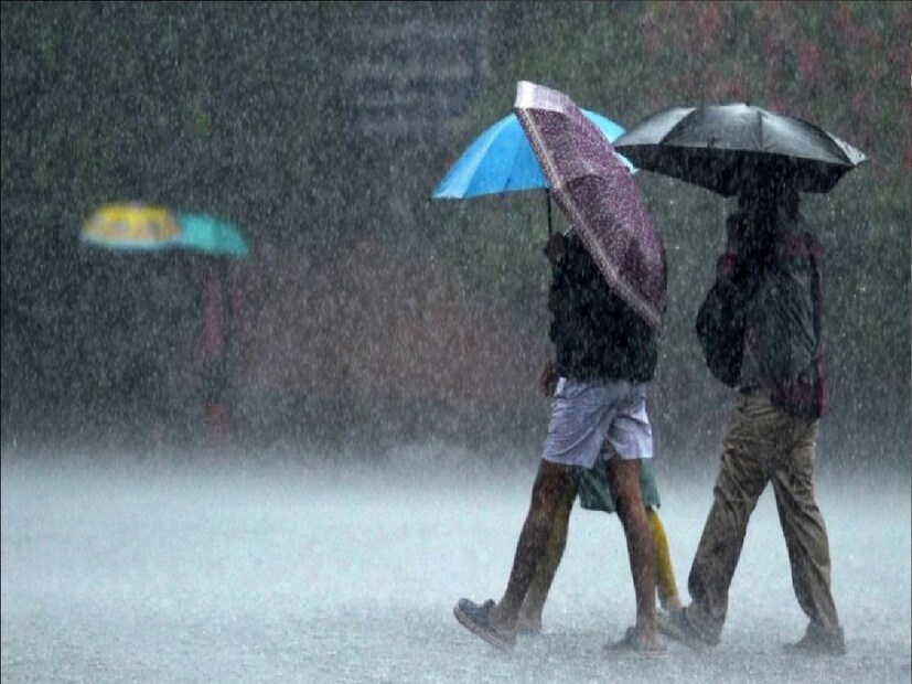 কেরালা এবং দক্ষিণ অভ্যন্তরীণ কর্ণাটক: বেশিরভাগ জায়গায় হালকা থেকে মাঝারি বৃষ্টিপাতের সাথে বিচ্ছিন্ন জায়গায় ভারী থেকে খুব ভারী বৃষ্টিপাত হতে পারে কেরল এবং দক্ষিণ অভ্যন্তরীণ কর্ণাটকে ১৬ এবং ১৭ অক্টোবর