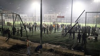 গত শনিবার, ইজরায়েলের নর্দার্ন গোলান হাইটসের মজদাল শামস গ্রামে রকেট হামলায় ১২ জন নিহত হয়েছে (AP photo) গত শনিবার, ইজরায়েলের নর্দার্ন গোলান হাইটসের মজদাল শামস গ্রামে রকেট হামলায় ১২ জন নিহত হয়েছে (AP photo)