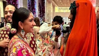 কিম কারদেশিয়ান রাধিকাকে বিবাহ পরবর্তী জীবনের জন্য অনেক শুভকামনা দিয়েছেন৷
