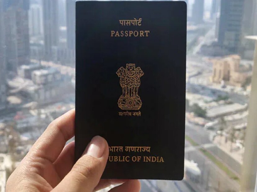 অনলাইনে অথবা দূতাবাসে ভিসার জন্য আবার আবেদন:পাসপোর্ট খোওয়া গেলে এর সঙ্গে ভিসাও হারিয়ে যায়। ফের ভিসা আবেদন করার ক্ষেত্রে দেশের দূতাবাস অথবা কনস্যুলেটে যেতে হবে। এর পাশাপাশি ভিসা আবেদন অনলাইনেও জমা দেওয়া যায়। 