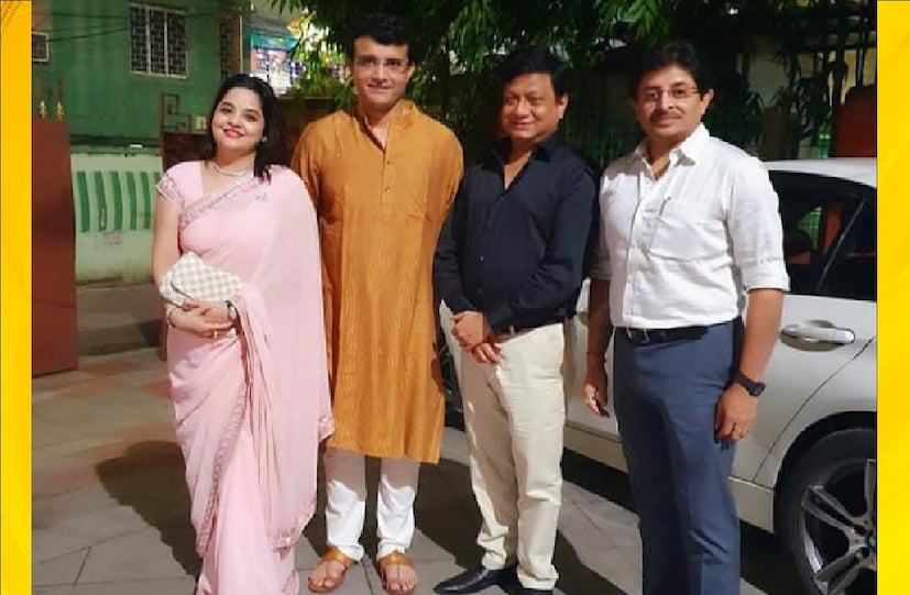 বেহালার গঙ্গোপাধ্যায় পরিবারে এবার নতুন অতিথি। অর্পিতা ও স্নেহাশিসের দ্বিতীয় ইনিংসের সাক্ষী ছিলেন কয়েকজন ঘনিষ্ঠমাত্র। নবদম্পতির নতুন জীবনে তাঁরা পাশে ছিলেন।