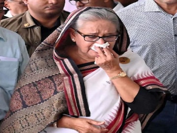 এবার কী হবে হাসিনার?