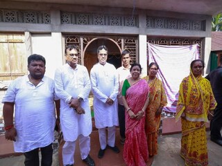 ত্রিপুরা নির্বাচনে মনোনয়ন দাখিল করার শেষ দিনে উপস্থিত মানিক সাহা