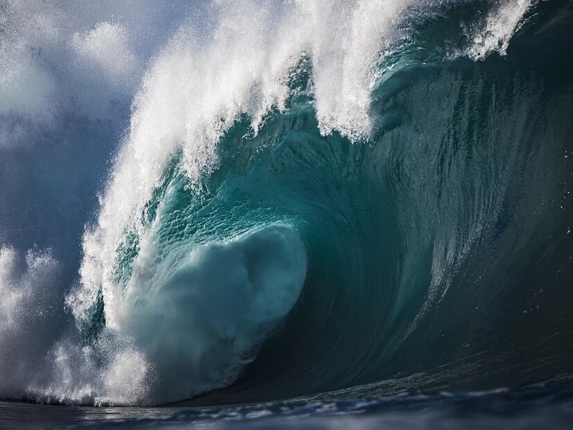 ২০০৪ সালে ভূমিকম্পের জেরে ভারত মহাসাগরে সুনামি দেখা দেয়। পূর্ব ও দক্ষিণ-পূর্ব এশিয়ার বিস্তীর্ণ অঞ্চল এই সুনামির জেরে ক্ষতিগ্রস্ত হয়।