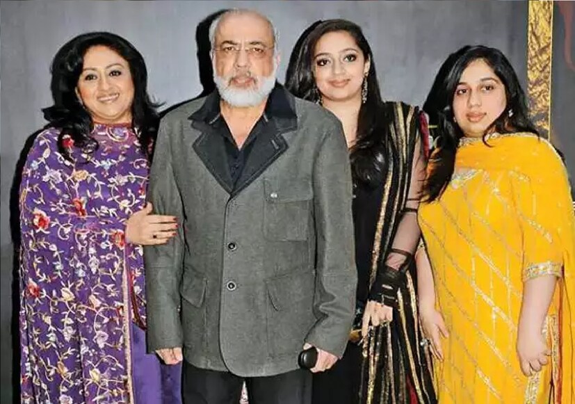 বিয়ের কিছু সময় পর বিন্দিয়া অভিনয় ছেড়ে দেন। তিনি তাঁর স্বামীকে চলচ্চিত্র পরিচালনায় সাহায্য করতে শুরু করেন। এর পাশাপাশি শুরু করেন কস্টিউম ডিজাইনিংয়ের কাজ। তিনি রানি মুখার্জি, ঐশ্বর্য রাই, করিনা কাপুরের মতো অনেক অভিনেত্রীর পোশাক ডিজাইন করেন। বর্তমানে, বিন্দিয়া তাঁর পরিবারের সঙ্গে মুম্বইতে থাকেন এবং একজন কস্টিউম ডিজাইনার হিসেবে কাজ করেন।