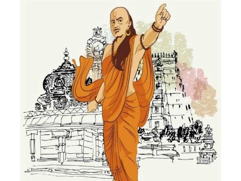 রহস্য ঘেরা এবং ফিসফিস করে কথা বলেন যাঁরা তাঁদের মন পরিষ্কার হয় না এমনটাই মনে করেন চাণক্য৷ তাঁর মতে একটু রহস্যময়ী নারীর নিজেদের নিয়ে এত স্তরে স্তরে রাখেন যে আসল মানুষটার তল পাওয়া হয় না৷ ফলে এই ধরণের মহিলারা কখনই ভাল ঘরণী হতে পারেন না বলেই ধারণা চাণক্যের৷ Photo- Representative