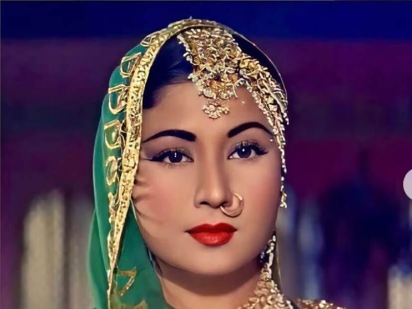 পরে অভিনেত্রী নার্গিসের মুখে একটি সাক্ষাৎকারে মীনা ও ধর্মেন্দ্রর প্রেমের কথা শোনা যায়। যদিও তাঁরা কেউই কোনও দিন এই সম্পর্ক নিয়ে মুখ খোলেননি সরাসরি। 