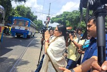 ধর্মঘট সমর্থনের অনুরোধ, গড়িয়াহাট থেকেই আটক বিজেপি নেত্রী রূপা গঙ্গোপাধ্যায়
