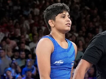 ভারতের কুস্তিতে আরও একটি বিতর্ক ! শৃঙ্খলাভঙ্গের দায়ে দেশে পাঠানো হচ্ছে অন্তিমকে