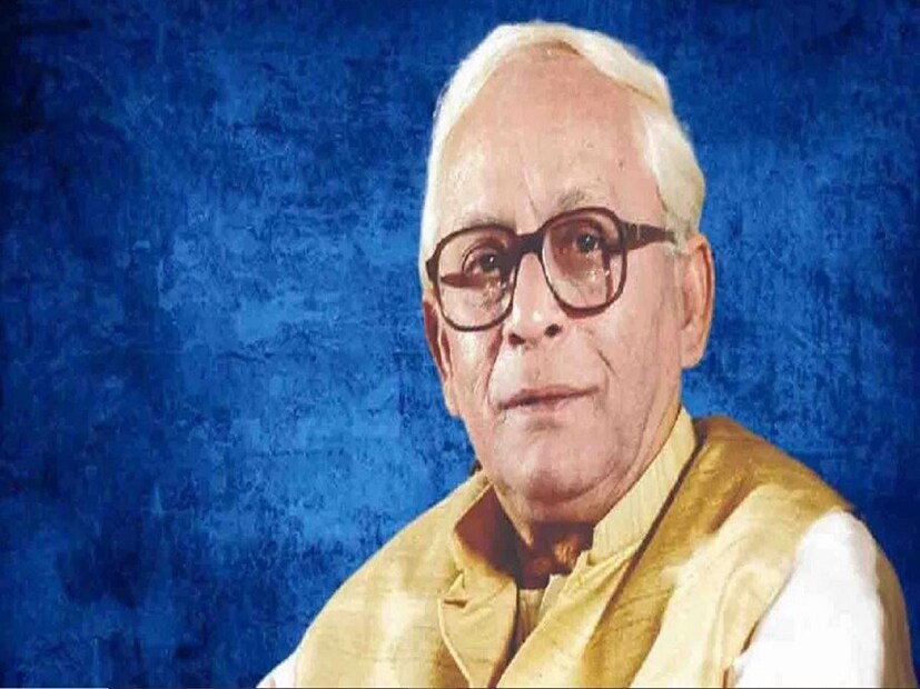 সবমিলিয়ে এক অন্যন্য বৈচিত্রময় আধুনিক বামমনস্কতা.. এই ছিলেন তিনি.. এমনই ছিলেন কমরেড বুদ্ধদেব ভট্টাচার্য। যাঁর প্রয়াণে বাঙালির ক্যালেন্ডারে জুড়ে গেল মনে রাখার মতো, স্মৃতিসুধায় ভিজে থাকার মতো আরও একটি নতুন 'তারিখ'। তেইশে শ্রাবণ।