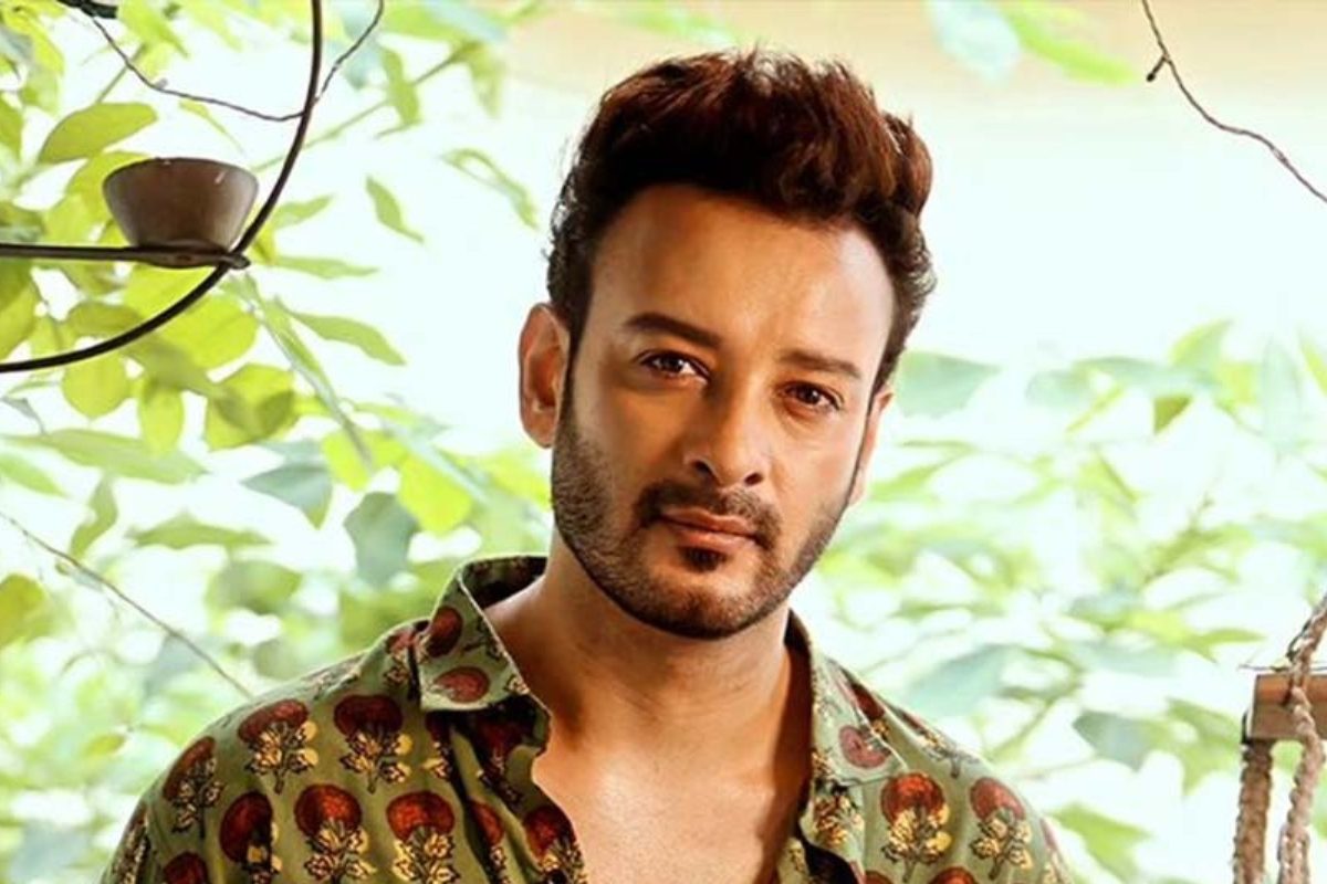 ভয়ঙ্কর! উল্টে গেল গাড়ি, বীভৎস দুর্ঘটনার মুখে পড়লেন অভিনেতা সাহেব, তারপর… ভয়ঙ্কর! উল্টে গেল গাড়ি, বীভৎস দুর্ঘটনার মুখে পড়লেন অভিনেতা সাহেব, তারপর…