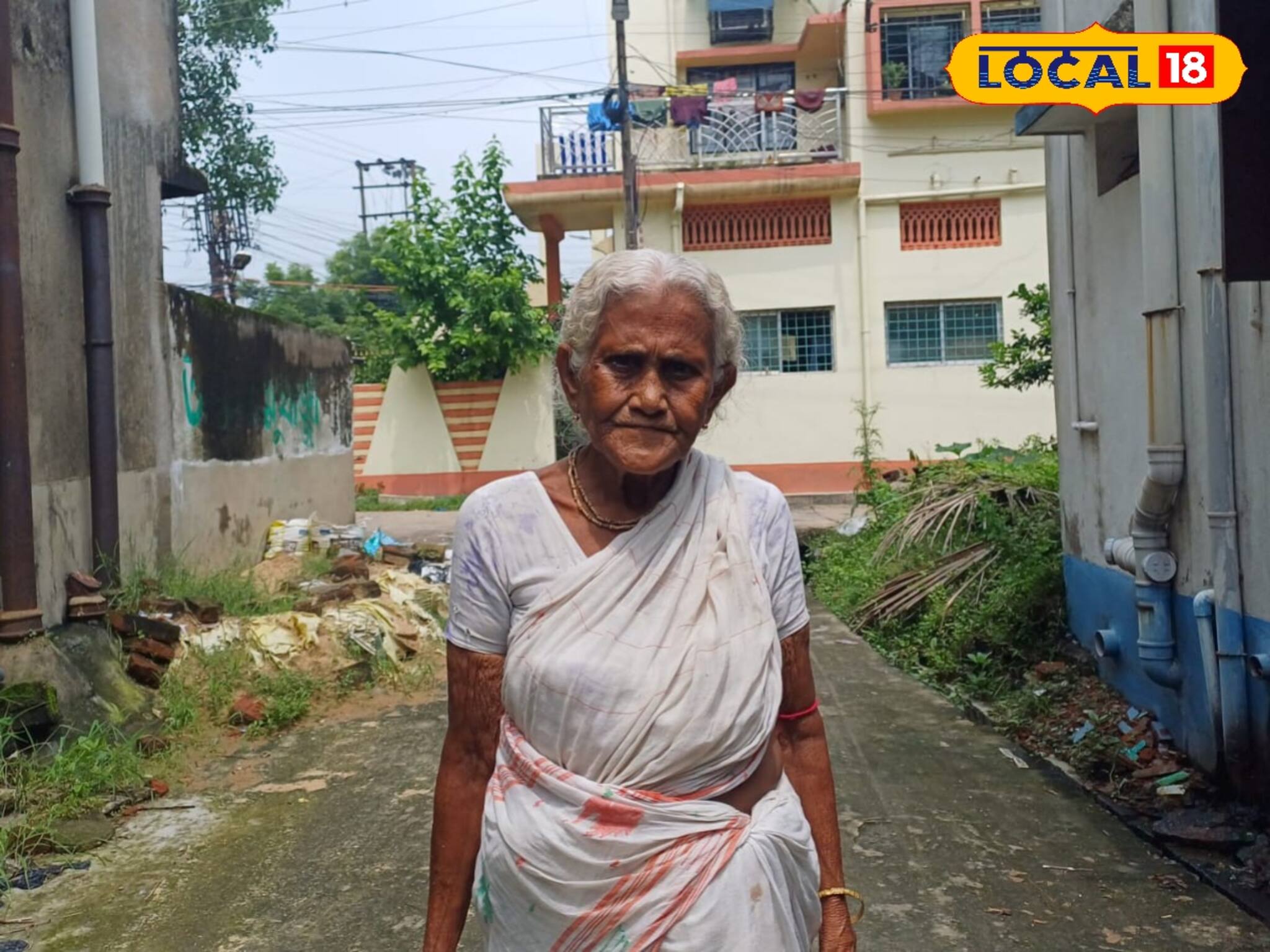 জীবনের শেষ লগ্নে বাংলাদেশের ভয়ঙ্কর ছোটবেলা দেখছেন আসানসোলের আঙ্গুরবালা, জানুন