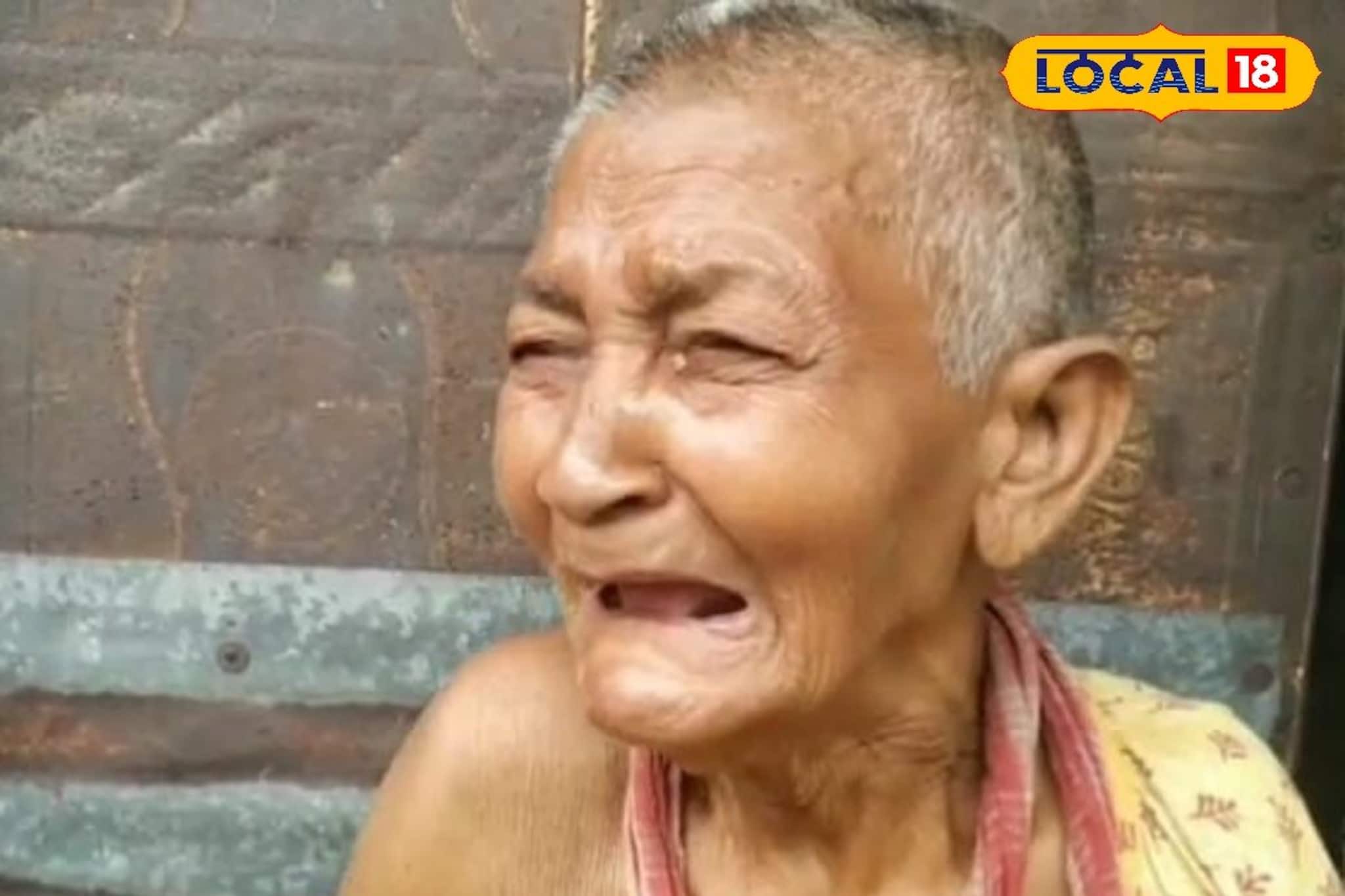 ছেলেরা খোঁজ রাখে না, অবহেলা ও দারিদ্রে প্রতিবেশীদের ভরসায় দিন কাটে বৃদ্ধার