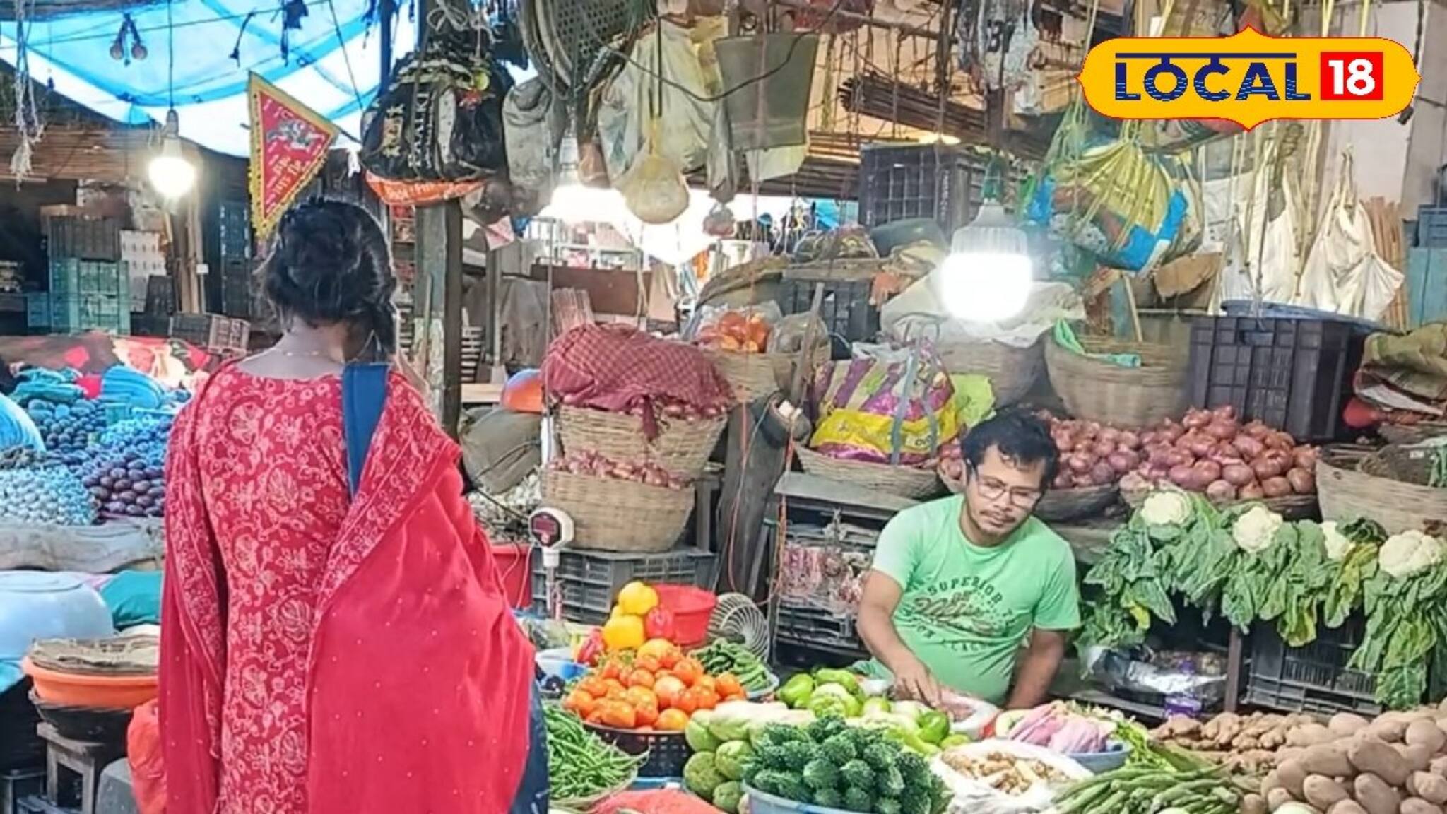 উত্তরে বৃষ্টির জেরে জমিতে পচছে ফসল! বাড়ছে সবজির দাম