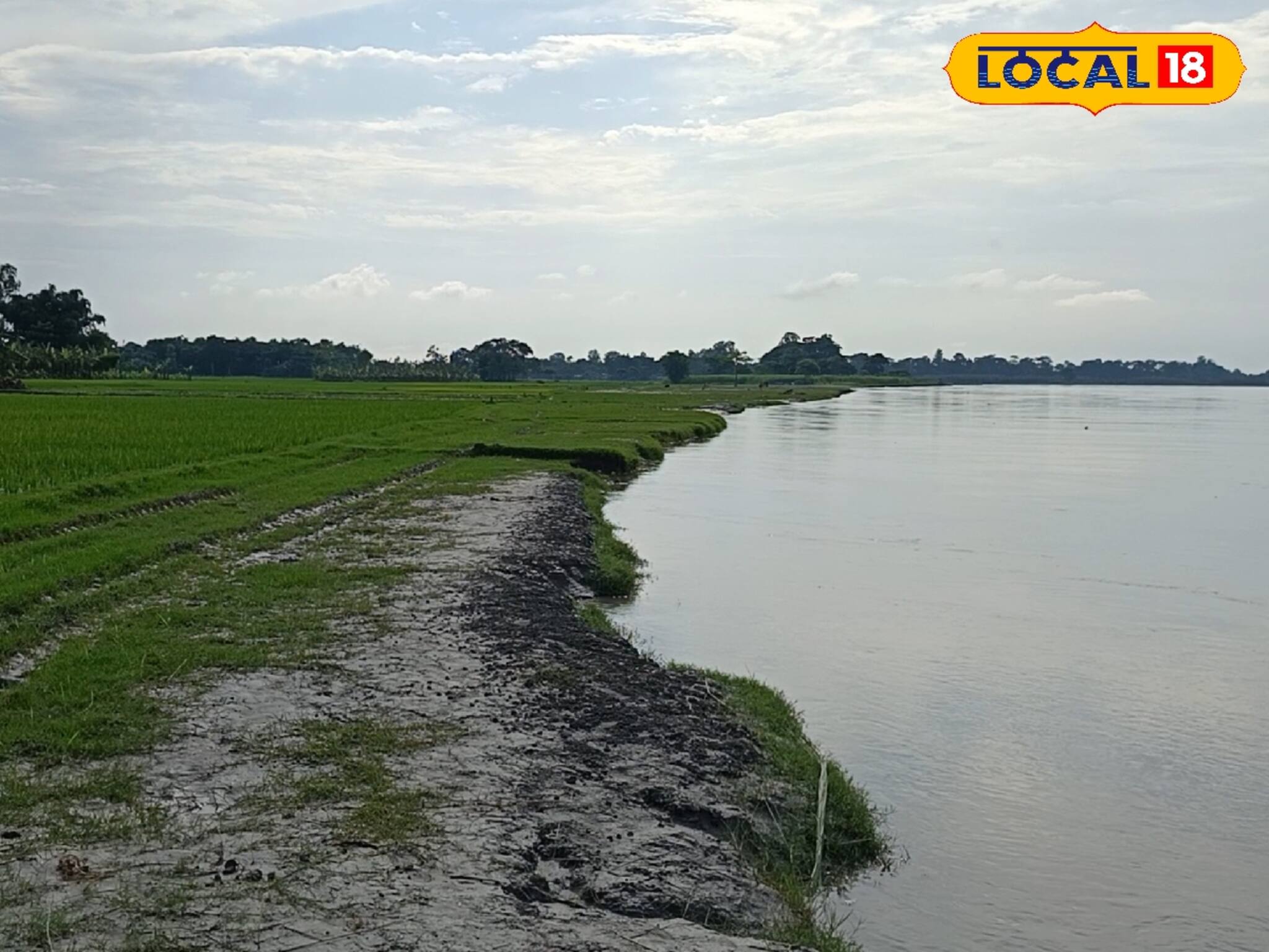পাহাড়ে বৃষ্টি হলেই জল বাড়ছে নদীর! তোর্ষার আগ্রাসী রূপে আতঙ্ক এলাকায়