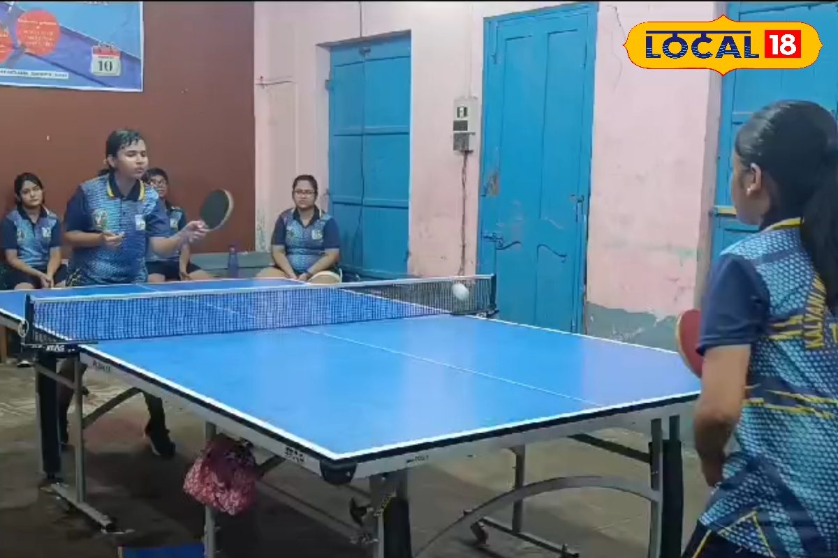 স্বাধীনতা দিবস উপলক্ষে ৬০ বছরের পুরনো ঐতিহ্য ফিরিয়ে আনল ক্লাব, যা যা হল… স্বাধীনতা দিবস উপলক্ষে ৬০ বছরের পুরনো ঐতিহ্য ফিরিয়ে আনল ক্লাব, যা যা হল…