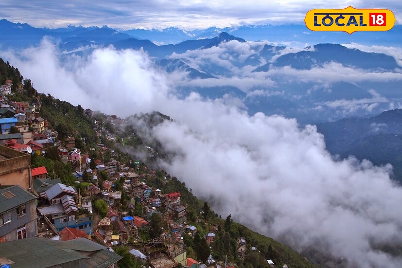 ভাদ্র মাস শুরু হয়ে গিয়েছে । ফলে দু'দিন ধরে কুলকুল করে ঘামছে আমজনতা। উত্তরবঙ্গের সমতল শুধু নয়, পাহাড়েও পাল্লা দিয়ে বাড়ছে তাপমাত্রা। 