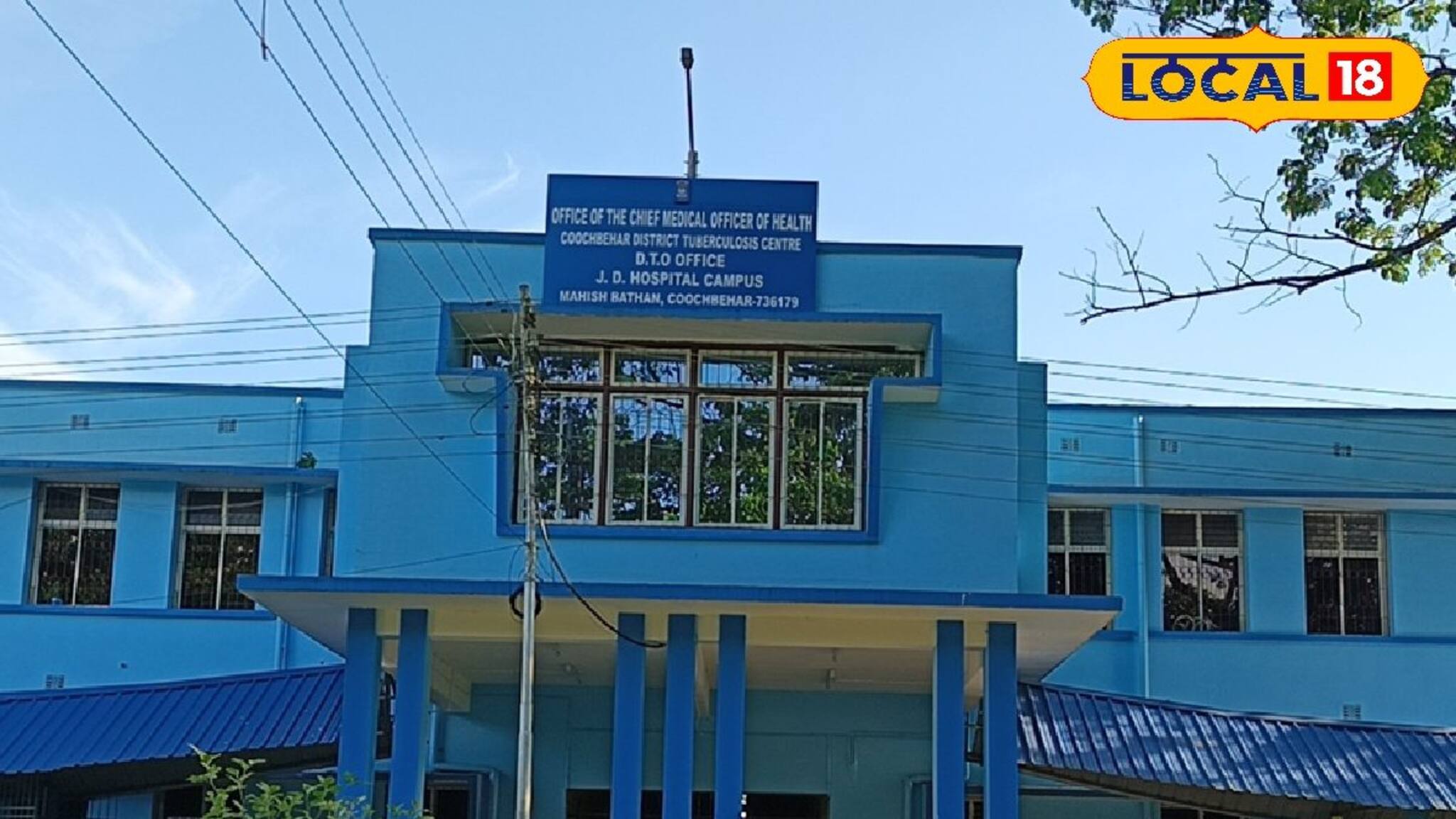 নিরাপত্তার বালাই নেই, জেলার এই হাসপাতালের অবস্থা জানলে শিউরে উঠবেন!