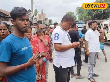 অবরোধে শামিল গ্রামবাসী