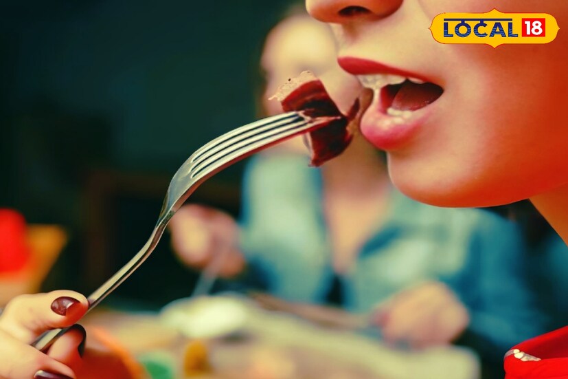  ওজন ঝরানোর মোক্ষম দাওয়াই হল ছাতু। ছাতু প্রোটিনের চাহিদা মেটাতে পারে। পেশি শক্তিও বাড়ায়। ছাতু খেলে ওজনও কমে। 