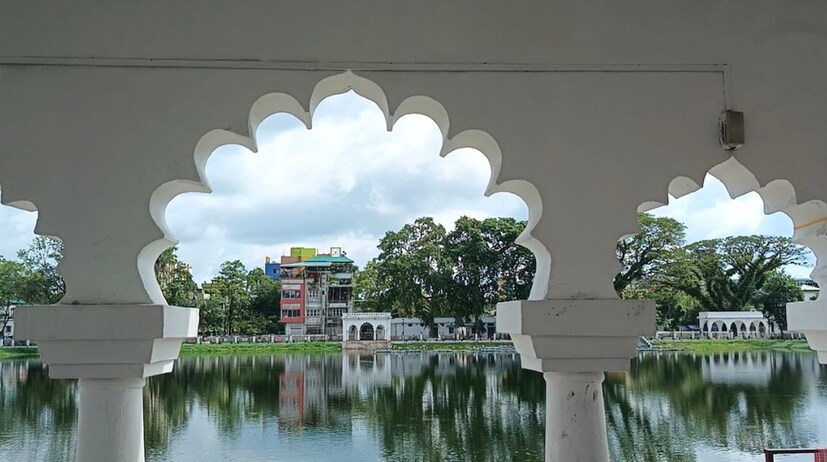 তবে বর্তমানে এই দিঘির জল অনেকটাই পবিত্র মনে করে কোচবিহারের মানুষেরা। বিভিন্ন শুভ অনুষ্ঠানে এই দিঘির জল ব্যবহার করা হয় পবিত্র গঙ্গা জল হিসেবে। তবে একটা সময় এই দিঘির চারপাশে ঝোপ-জঙ্গল পূর্ণ হয়ে থাকত। তবে এখন আর সেগুলির দেখা যাবে না।