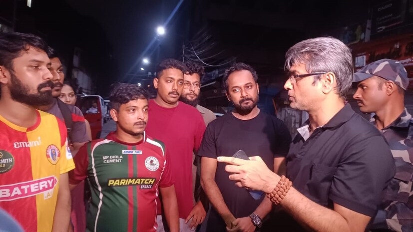 রাত এগারোটায় লালবাজার যান কল্যাণ চৌবে। ফুটবলপ্রেমীদের পরিবারের সদস্যরা কান্নায় ভেঙে পড়েন কল্যাণ চৌবের সামনে। আইনজীবীকেও সঙ্গে আনেন ফেডারেশন সভাপতি। 
