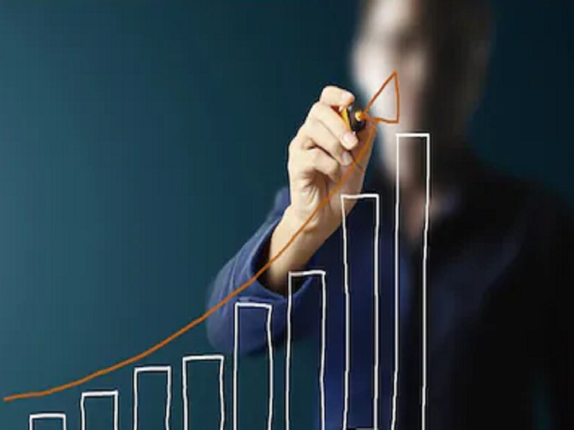 Moneycontrol-এর রিপোর্ট অনুযায়ী, সম্প্রতি ইঞ্জিনিয়ারিং এবং নির্মাণ সংস্থা লার্সেন অ্যান্ড টুব্রো-এর কাছ থেকে ৪০.১২ কোটি টাকার একটি অর্ডার পেয়েছে ডায়মন্ড পাওয়ার ইনফ্রাস্ট্রাকচার লিমিটেড। এই অর্ডার এএল-৫৯ কন্ডাকটরের। ২০২৫ সালের মধ্যেই শেষ হবে এই কাজ। চলতি বছরের প্রথম ত্রৈমাসিকে ডায়মন্ড পাওয়ার ইনফ্রাস্ট্রাকচার লিমিটেডের আয় ২০১ শতাংশ বেড়ে ২২৪ কোটি টাকা হয়েছে। গত বছরের ওই সময় কোম্পানির আয় ছিল ৭৪ কোটি টাকা। জুন ত্রৈমাসিকে কোম্পানির নিট মুনাফাও ১৮০ শতাংশ বেড়ে ১৭ কোটি টাকা হয়েছে।