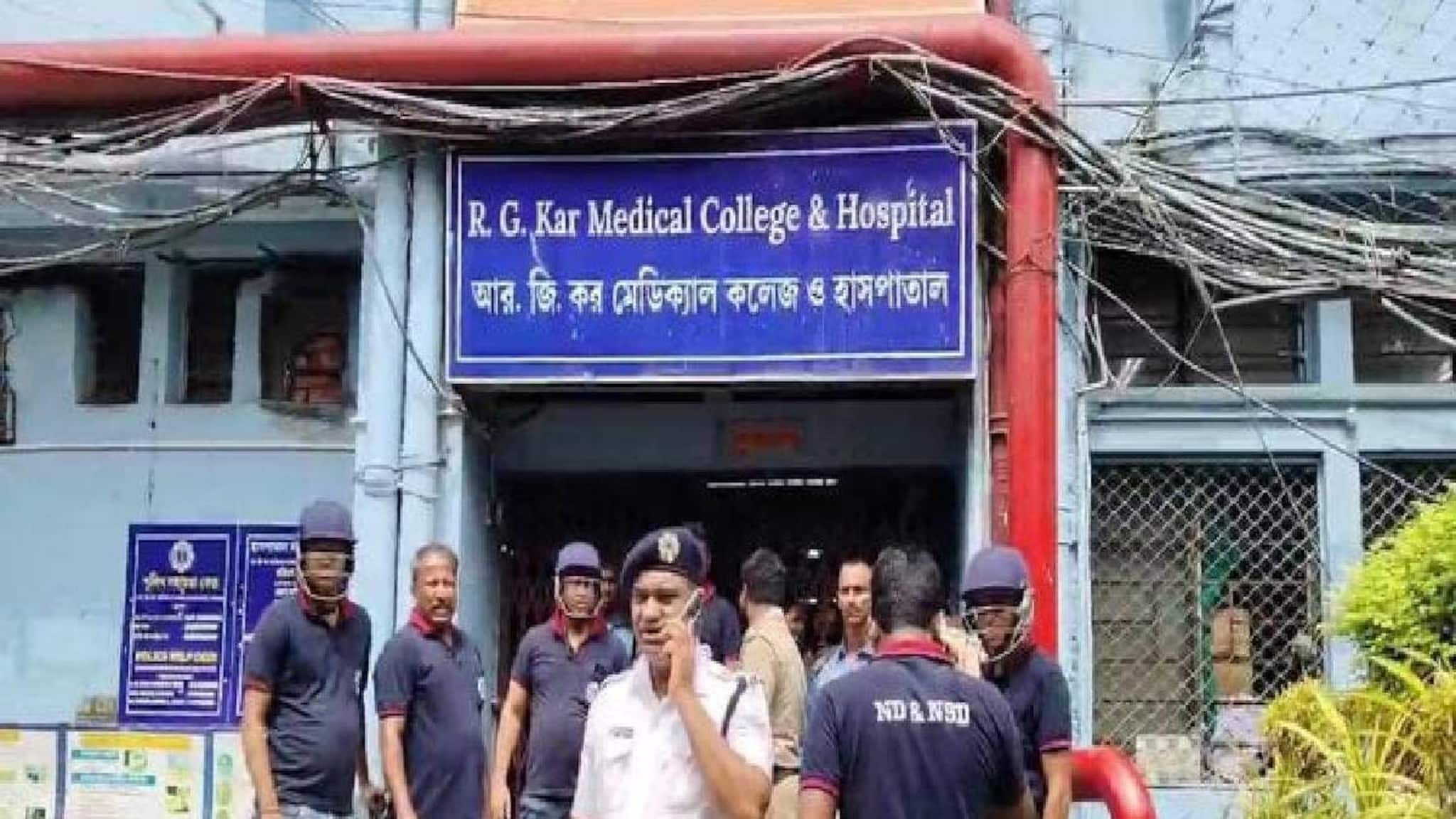 R G Kar Student Death: তরুণী চিকিৎসকের গোপনাঙ্গে ক্ষত! আর জি কর কাণ্ডে পুলিশের প্রাথমিক রিপোর্টে শিউরে ওঠার মতো তথ্য