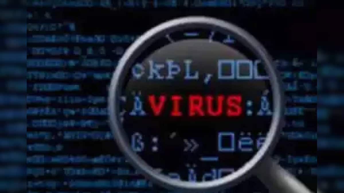 সাবধান! DDoS অ্যাটাক থেকে বাঁচুন, এগুলো কী? কীভাবে ক্ষতি করে? নিরাপদ থাকার টিপস